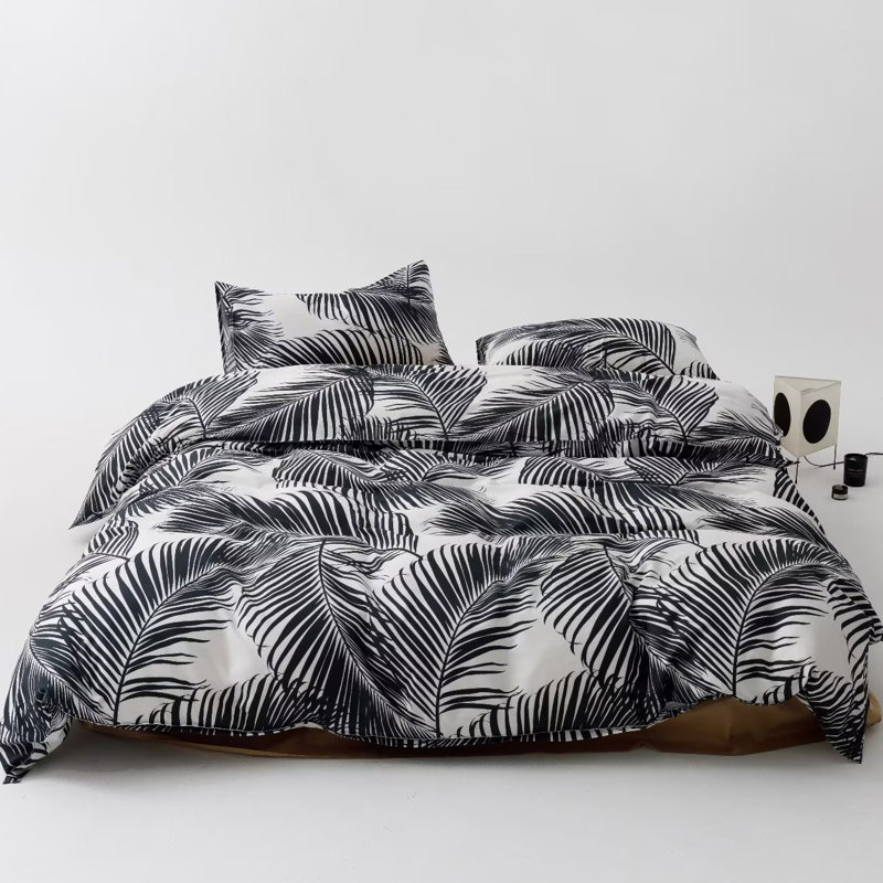 Comforter Set Geometric Bedding Set 3 Pieces Strips Grid Comforter Set, Full Comforter + 2 Pillowcases, Black Leaves
