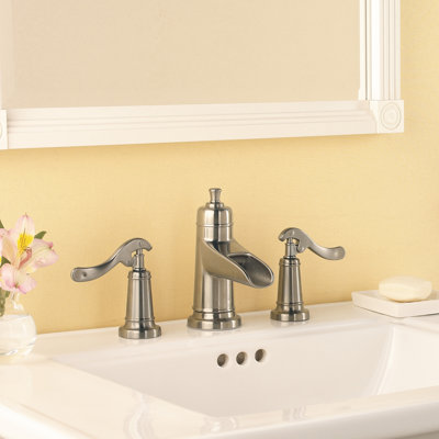 Ashfield Centerset Bathroom Faucet with Drain Assembly