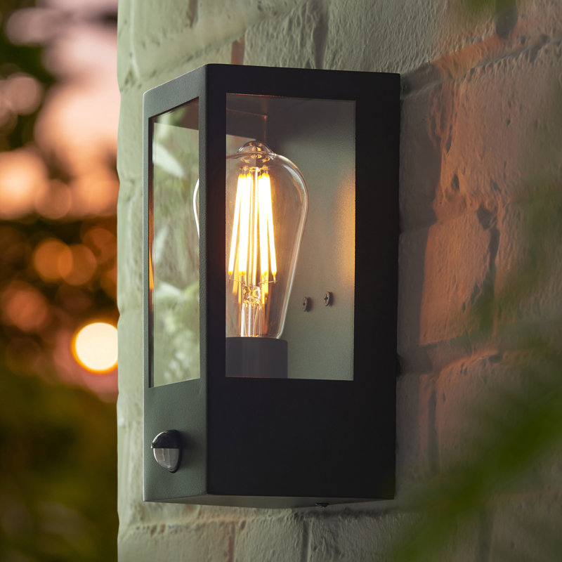 Hunto PIR outdoor Wall Light