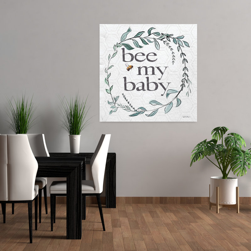 Bee My Baby, H 36 po x l 36 po