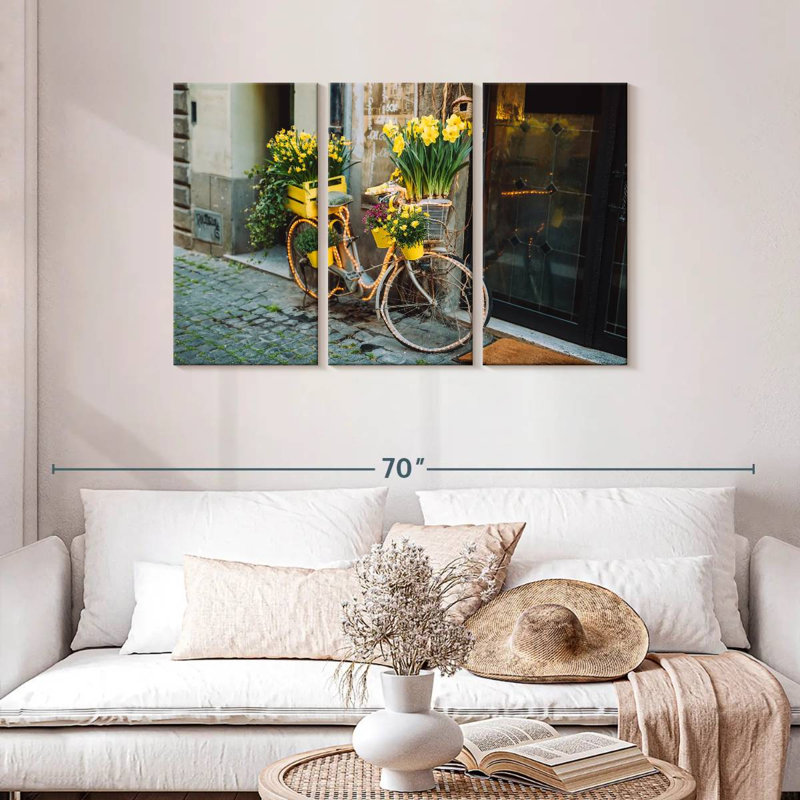 Vélo Mehar plein de fleurs, H 28 po x l 45 po