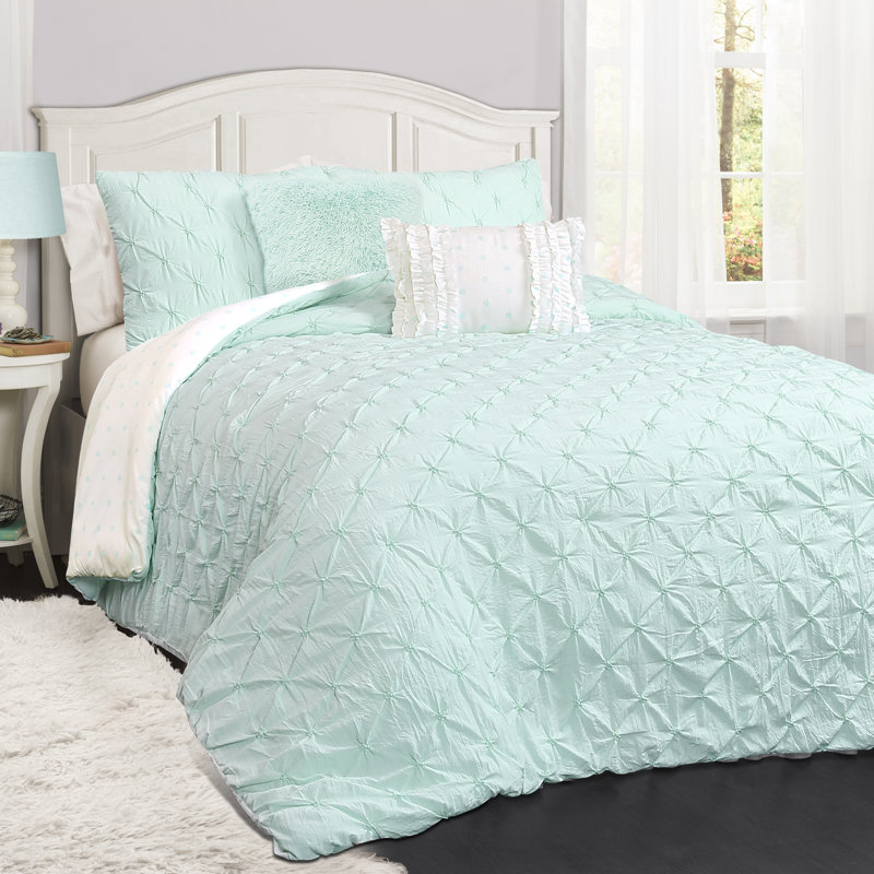Ravello Microfiber Comforter Set, King Comforter + 2 King Shams + 2 Throw Pillows, White