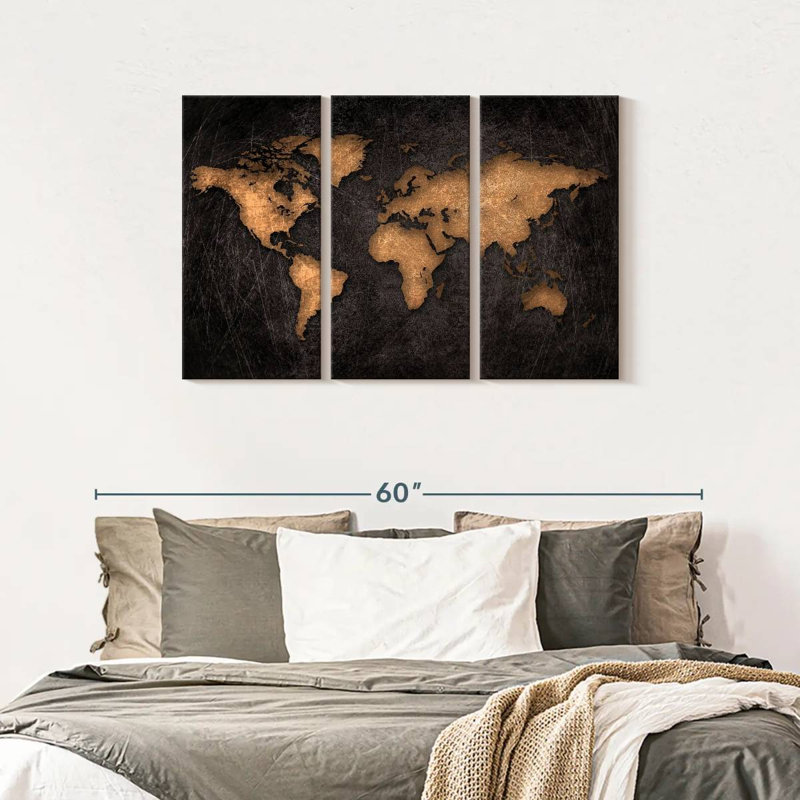 «World Map Aged World Map XXXIV», ensemble de 3 pièces sur toile par Finnian P, H 28 po x l 45 po x P 1,25 po