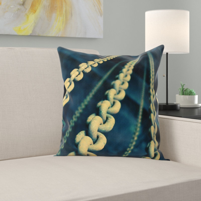 Coussin en chaînes