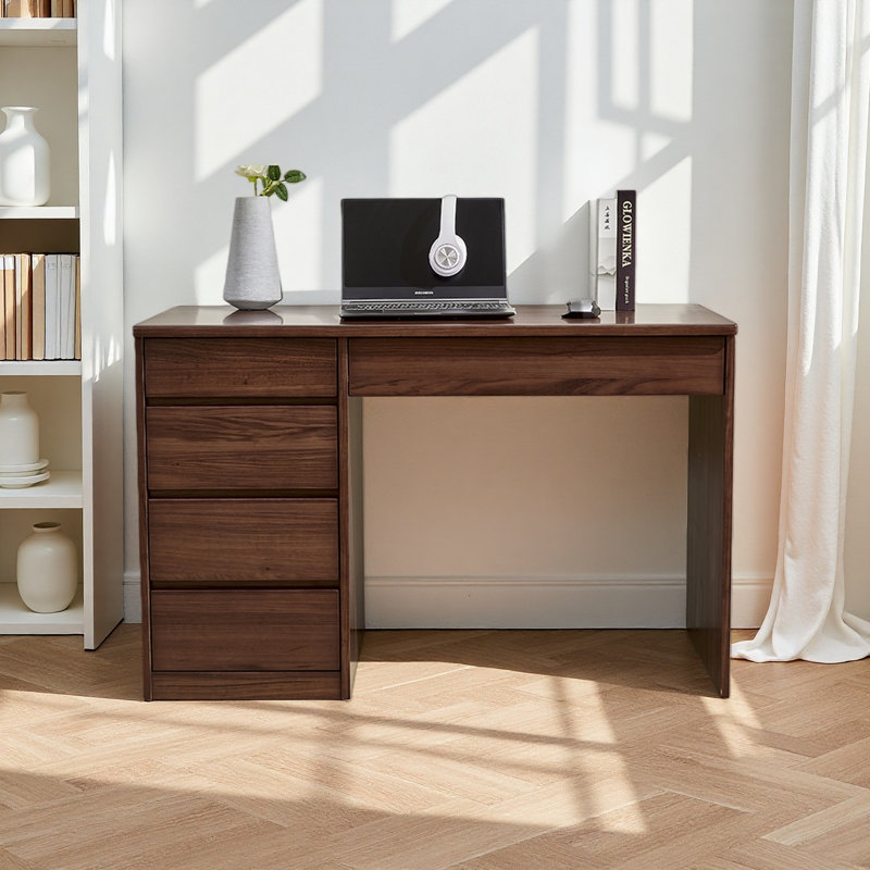 Un bureau en noyer avec plusieurs tiroirs de rangement, H 30,31 po x l 47,24 po x P 23,62 po