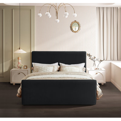 Queen Upholstered Platform Bed -  Meridian Furniture USA, SloanBlack-Q
