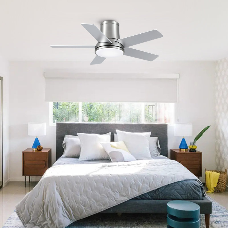 Stylish 42"/52" Flush Mount Ceiling Fan with LED Light, 5 Reversible Blades, Quiet DC Motor and Remote Control, 42" Wide