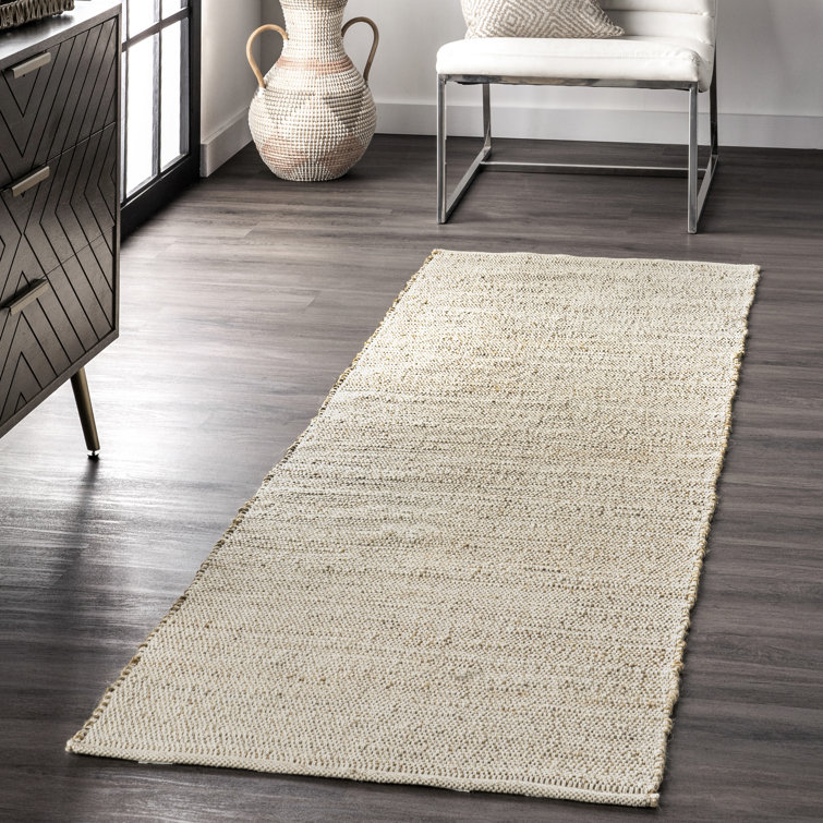 2’6”x 6’ Helton Farmhouse Jute Blend Natural Tan Area Rug