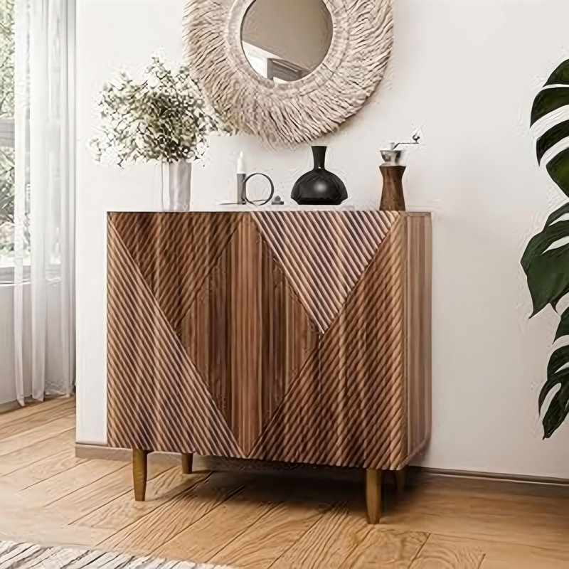 Buffet en noyer cannelé avec tablettes réglables, pieds en métal, rangement polyvalent pour la salle à manger ou le vestibule