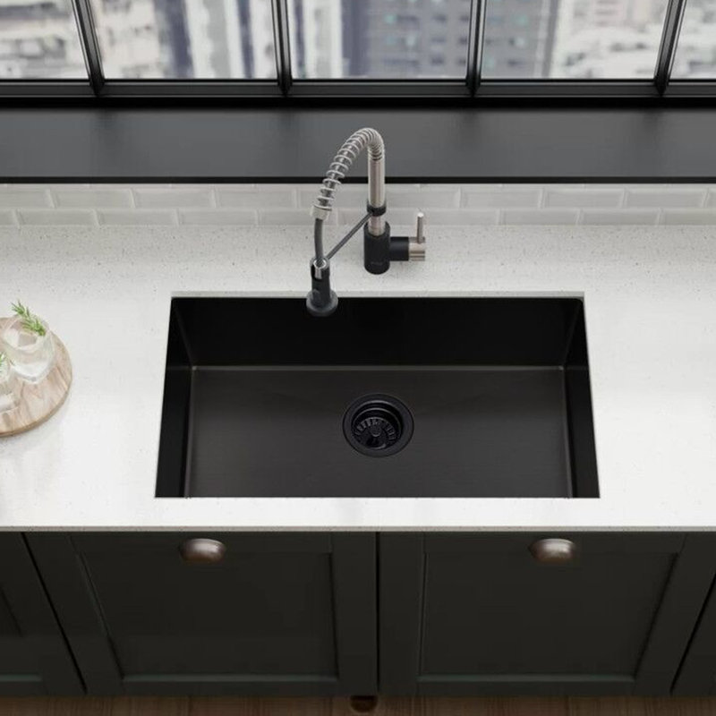 Évier de cuisine encastré noir canon de fusil, 81 x 48 cm, acier inoxydable, intérieur lisse, hygiénique, cuve unique et fonctionnel.