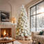 Arbre de Noël enneigé avec pin-280207359
