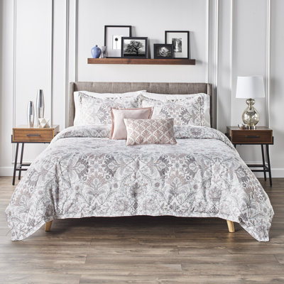 Callista Comforter Set