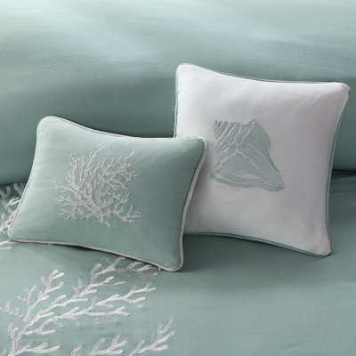 100% Cotton King Comforter , Border And Embroidery Design Option Included With Warm Fluffy Filling
