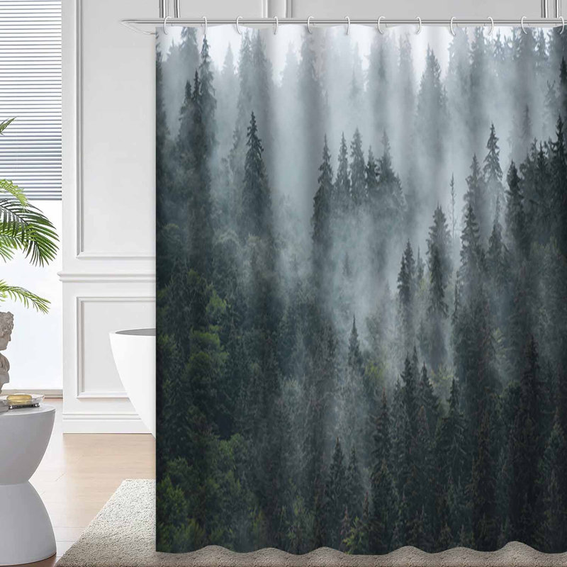 Rideau de douche Foggy Mountain Landscape, L 72 po x l 72 po