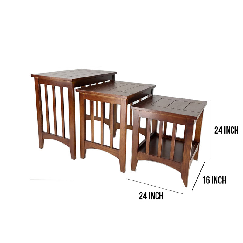 Tables gigognes en bois massif