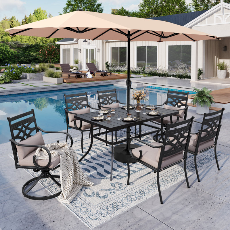 Ensemble de salle à manger rectangulaire pour 6 personnes de 60 po avec coussins et parasol Aivo, Beige