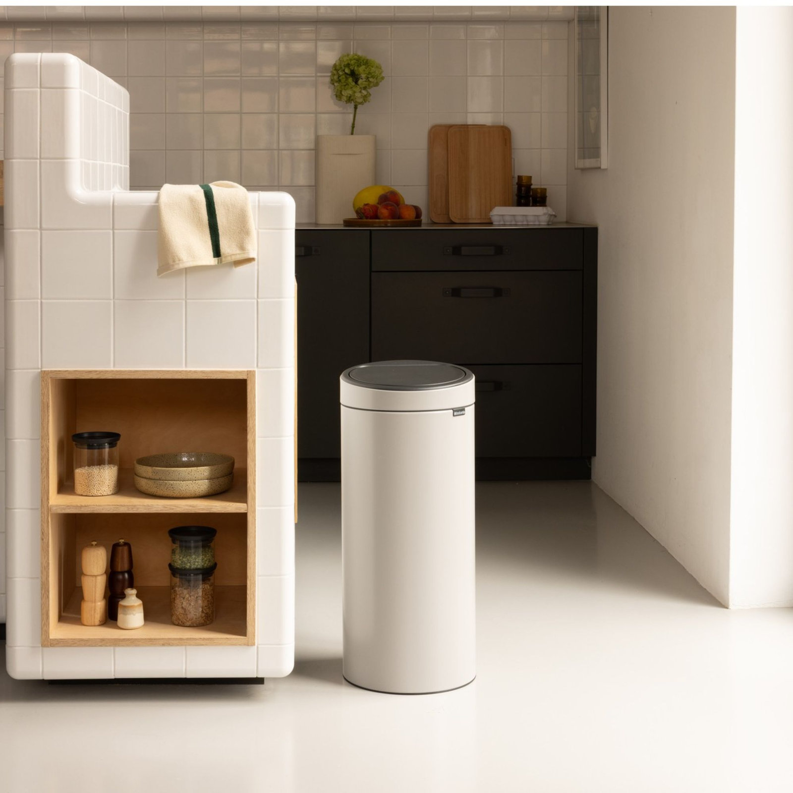 Brabantia 8 Gallon Touch Top Trash Can, Dreamy Blue