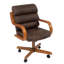 Chaise rembourrée en chêne moyen