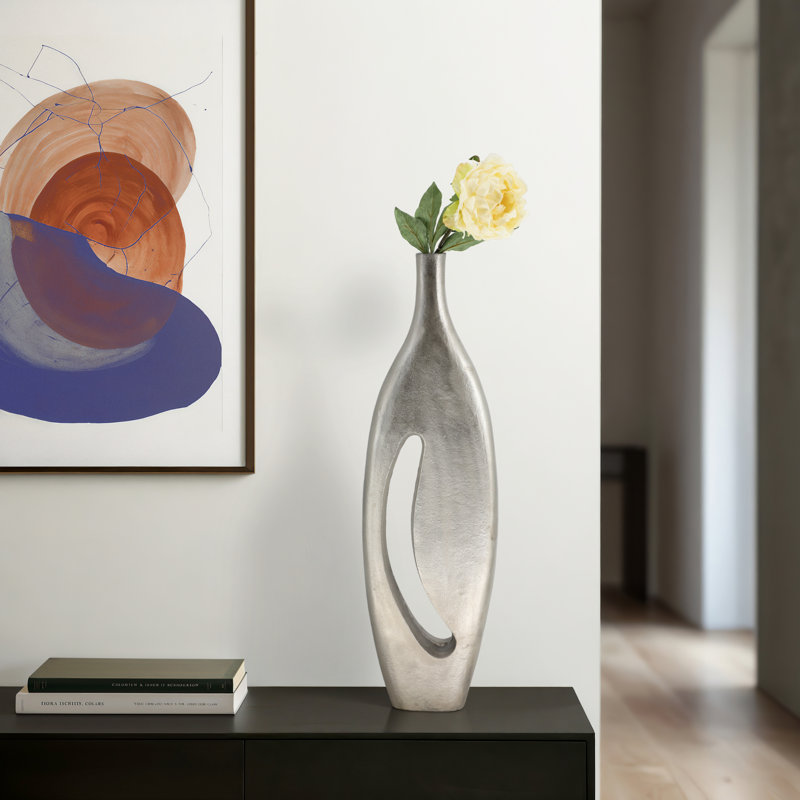Décoration en aluminium - Vase Davena unique, parfait pour les maisons élégantes, inspirant la sérénité et la beauté, Argent