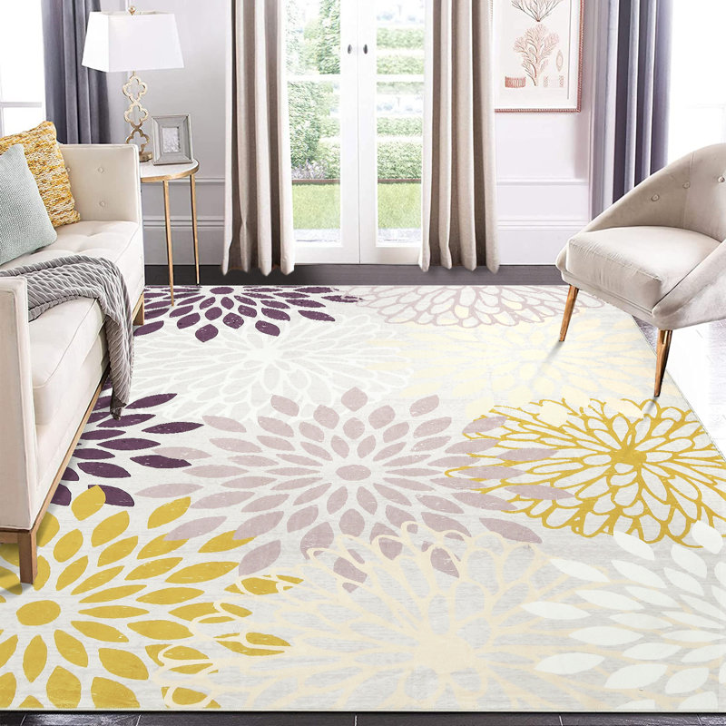 Nencho Washable Floral Indoor Rug, Rectangle 8' x 10'