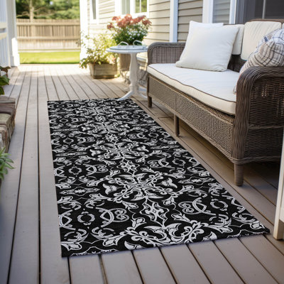 Malchow Washable Oriental Indoor / Outdoor Rug