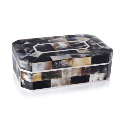 Elliona Horn/ Resin