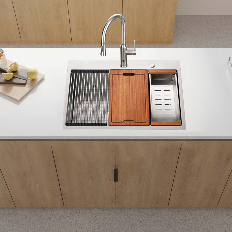 Évier de cuisine encastré en acier inoxydable 33 po x 22 po x 10 po x 10 po avec poste de travail, cuve intérieure: 31 po x 16,62 po, résistance et durabilité supérieures