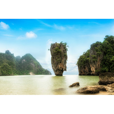 " James Bond Island "