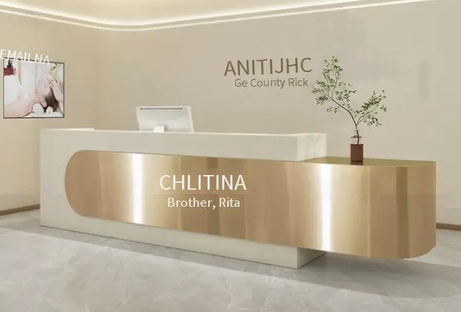 Chuong Executive Desk