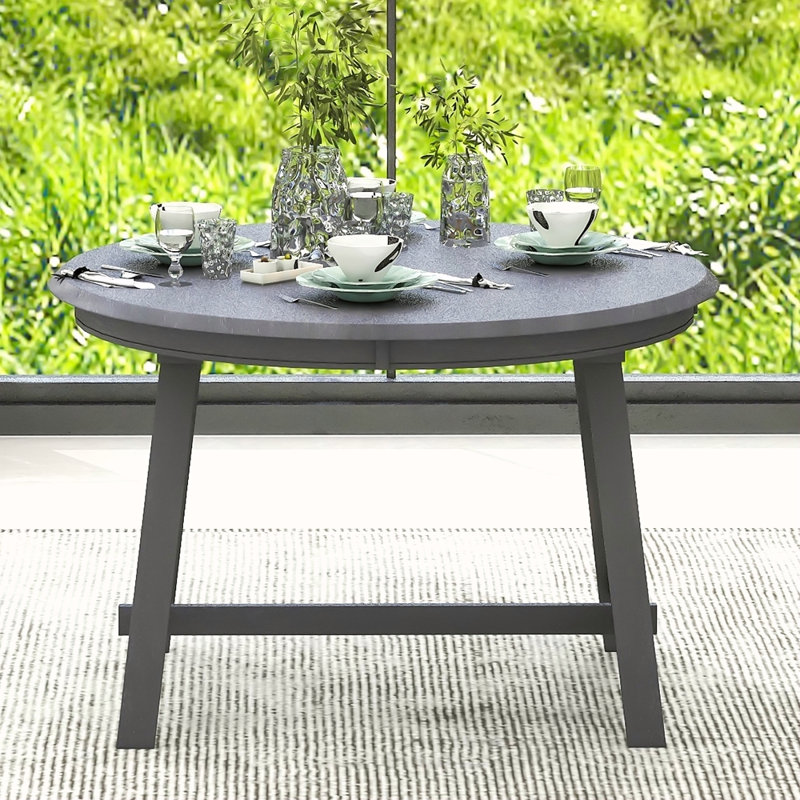 Table de salle à manger en bois
