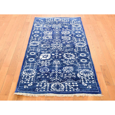 Tapis de zone de chemin de table bleu noué la 2 pi 8 po x 6 pi one-of-kind Fleury