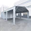 Garage métallique de 7 m x 14 m (23 pi x 46 pi) - Rangement pour véhicules, outils et objets lourds, structure en acier de calibre 14, deux portes sectionnelles de 2,4 m et 2,7 m (8 pi et 9 pi), entrée latérale, matériau Q235 crème, large et long, avec 2 portes, 40 cm (16 po) galvanisé