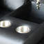 Noir avec lumières à DEL, chargeurs, console de rangement, porte-gobelets et coussins captivants