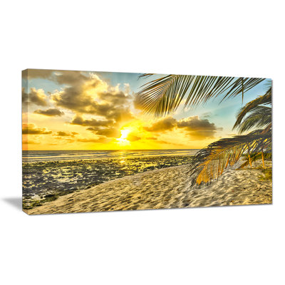 «White Caribbean Beach with Palms», reproduction de photo sur toile tendue