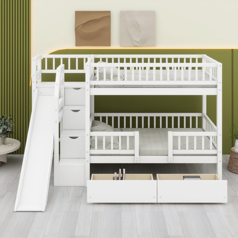 Structure de lit superposé avec tiroirs utilitaires et unité de rangement d'escalier
