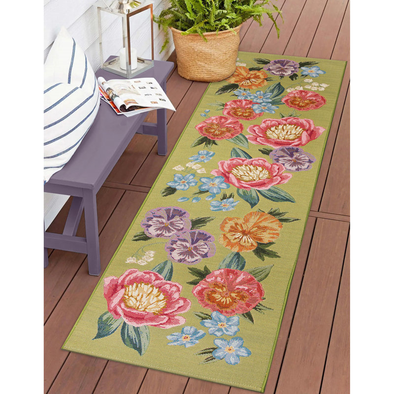 Kincaid Secret Garden Indoor/Outdoor Area Rug, Runner 1'11" x 7'6"