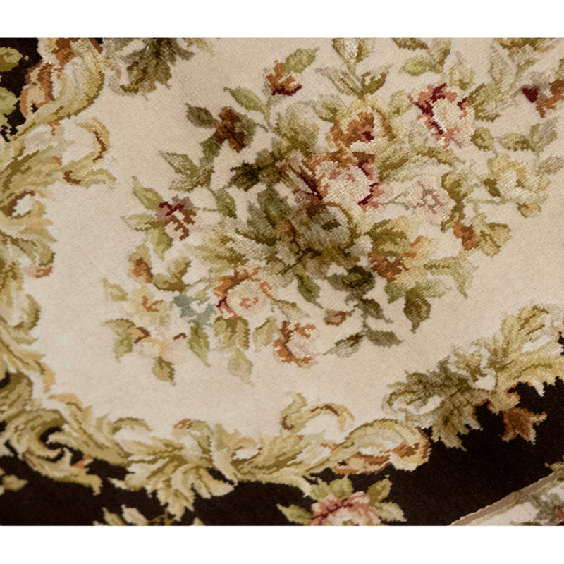 Tapis brun et crème noué à la main de haute qualité