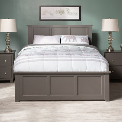 Amear Solid Wood Platform Bed with Matching Footboard and Trundle