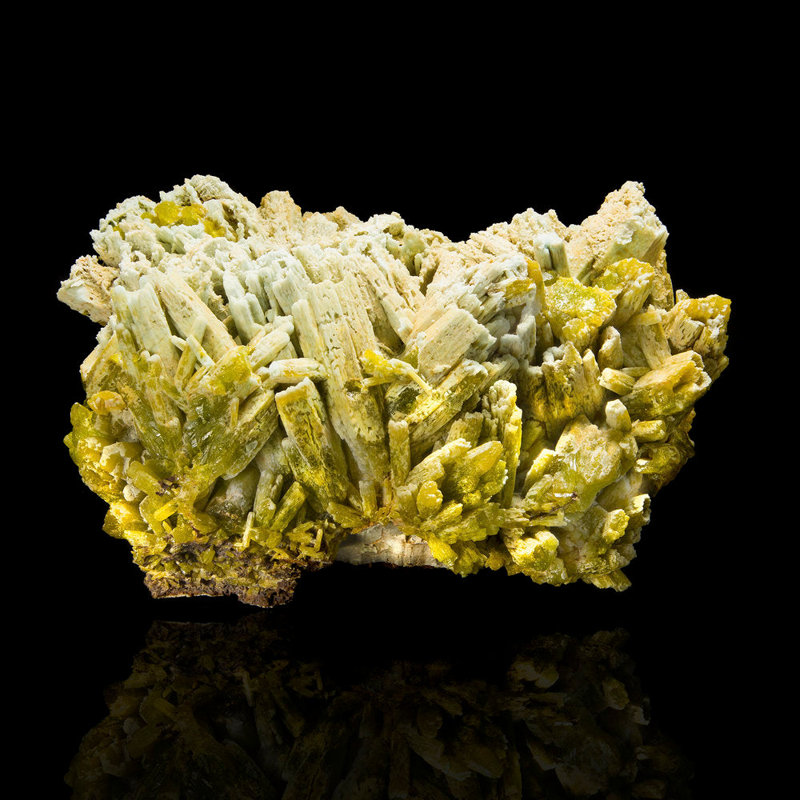 Plumbogummite after Pyromorphite