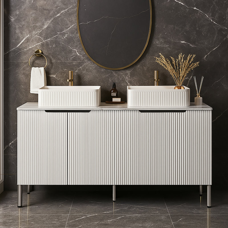 Meuble-lavabo double autoportant de 60 po avec lavabos en céramique et comptoir en pierre frittée blanche de Carrare - Armoire de rangement moderne avec portes à fermeture douce, finition noire ou blanche