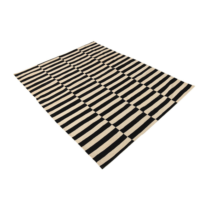Tapis noir et blanc Ousley