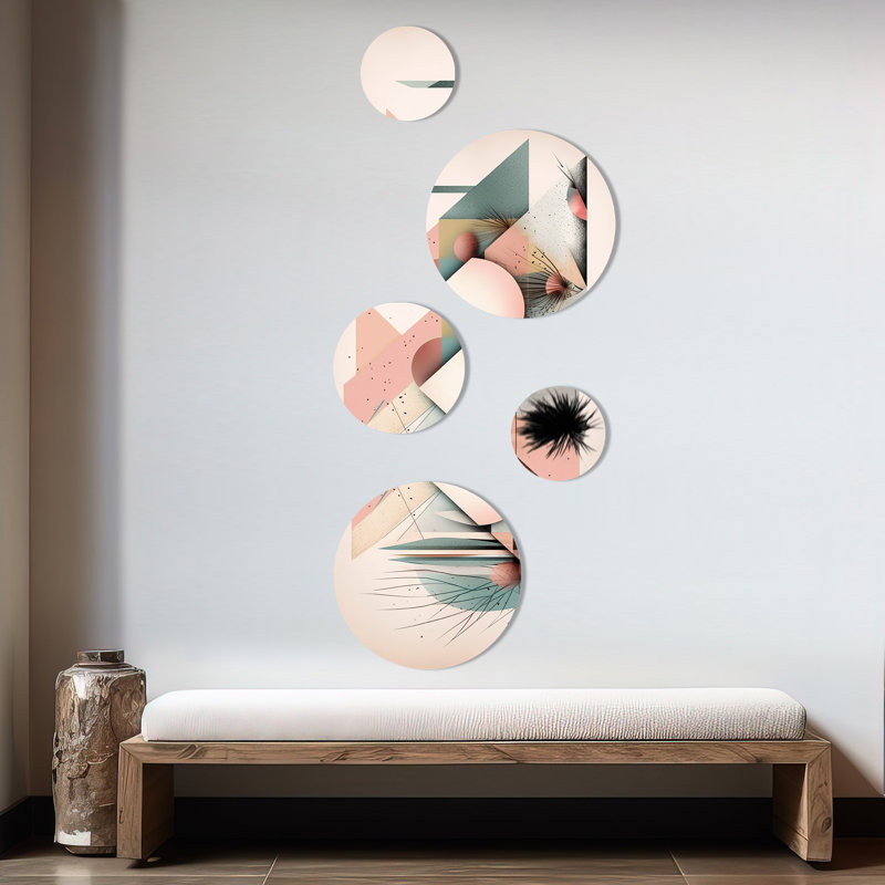 Montagnes pastel pointues - décoration murale géométrique moderne en métal