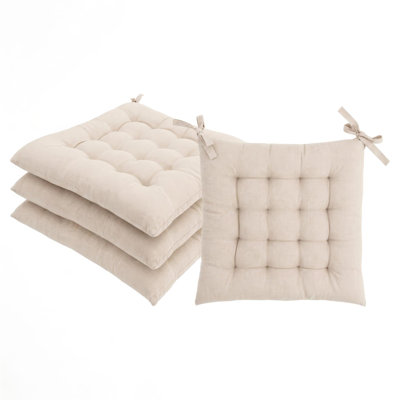 Comfortable Square Chair Seat Pad – Upgrade dining chairs, kitchen seating and garden furniture with this 40 x 40cm chair cushion, combining comfortable padding with contemporary styling for versatile use across indoor and outdoor seating areas.