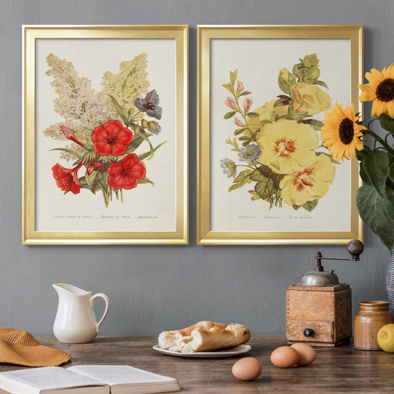 Antique Floral Bouquet V - Ensemble de 2 impressions sur toile encadrées, Cadre doré, H 42,5 po x l 30,5 po x P 1,25 po