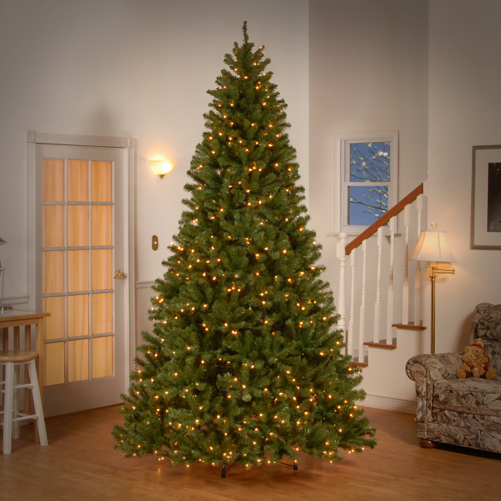 Leilonie Pre-Lit Spruce Christmas Tree, 9 FT