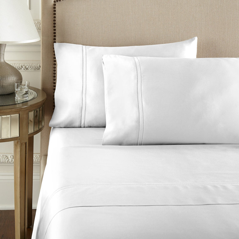 Yalda Egyptian Cotton Sateen Sheet Set , Queen Sheet Set + 2 Pillowcases, White
