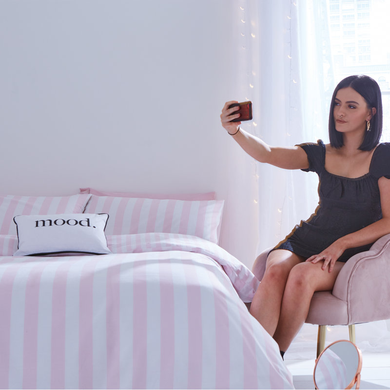 Stripe Tease Reversible Duvet Cover Set with Pillowcases, Double Duvet Cover + 2 Standard Pillowcases, White/Pink
