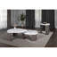 Table de cocktail avec conception emboîtable dans une finition classique en marbre gris pour les salons compacts