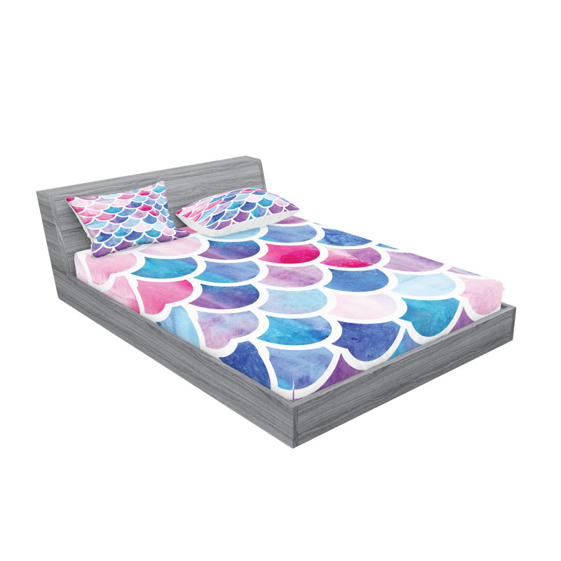 Ambesonne Fish Scale Fitted Sheet & Pillow Sham  Set,  Multicolor, Full Sheet Set with 4 Pillowcases
