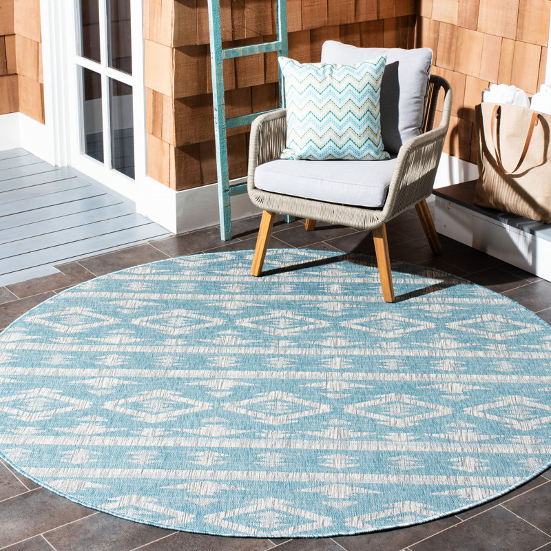Amarien Southwestern Indoor/Outdoor Area Rug, Round 6'7"
